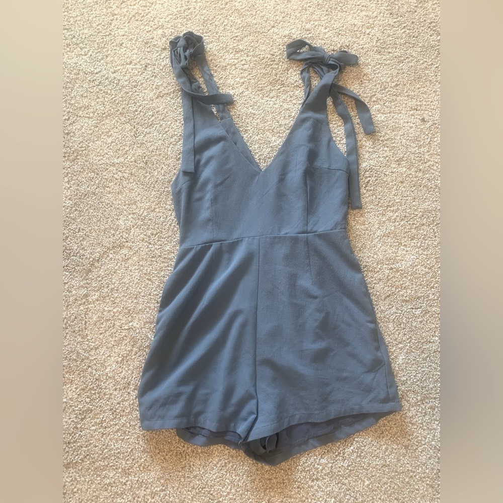 BUDDY LOVE shoulder tie romper